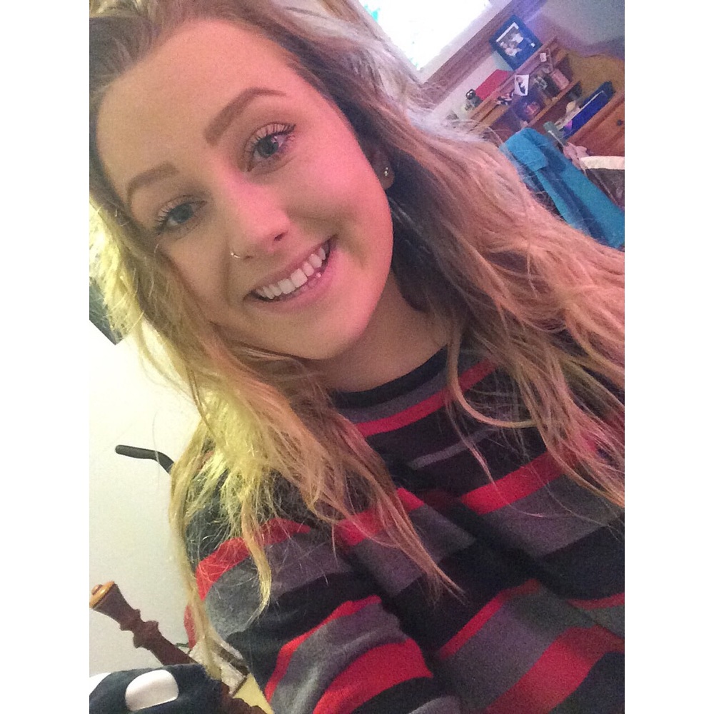 Meet your Posher, Jade